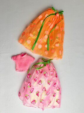 1998 Fruit Fantasy Barbie Clothes Strawberry Sorbet Peach Orange